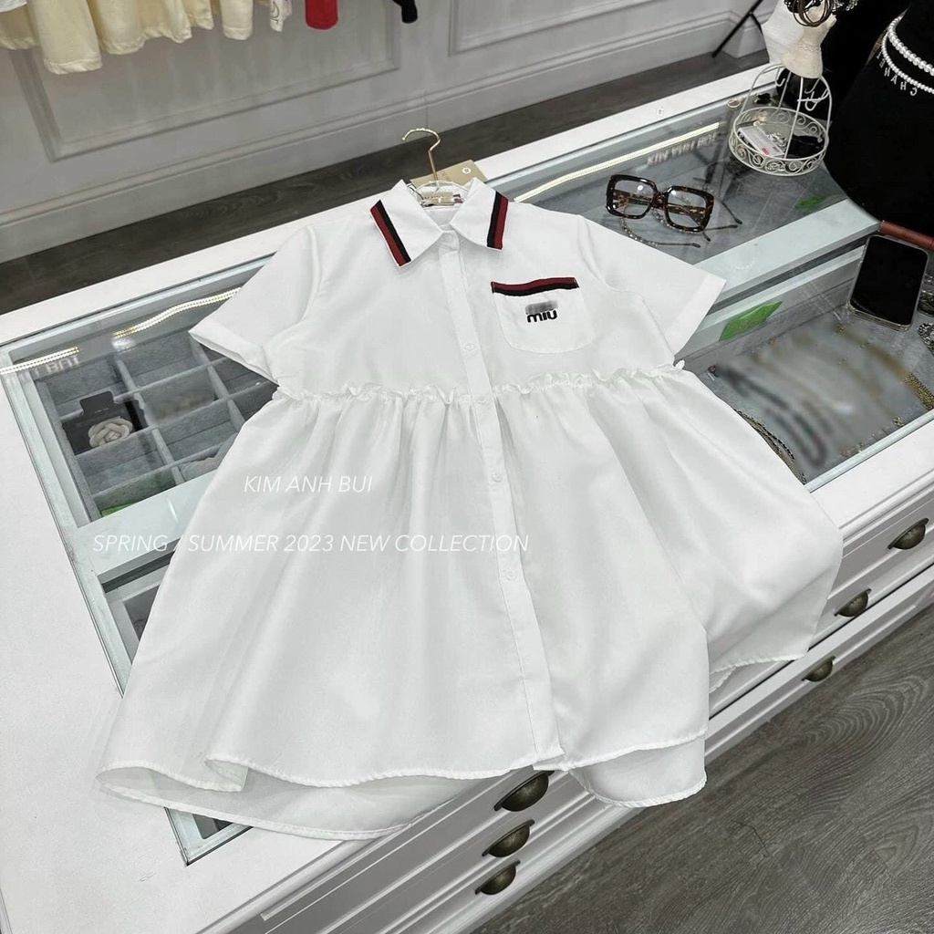 Váy nữ thêu chữ MiuMiu, đầm nữ babydoll trắng cổ bẻ Polo, thiết kế kiểu cúc cài thời trang phong cách tre trung cá tính