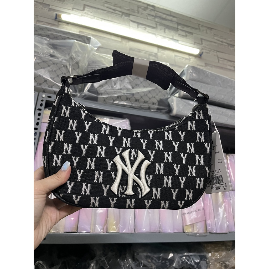 Túi Kẹp Nách Đeo Vai Vải MLB Monogram Jacquard Hobo Bag