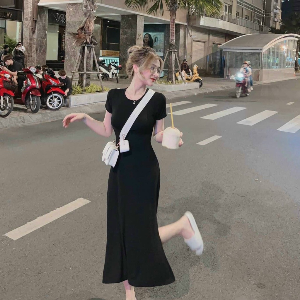 Đầm váy thun gân tăm dáng thân dài xẻ tà thiết kế đơn giản xinh xắn dành cho các tình yêu