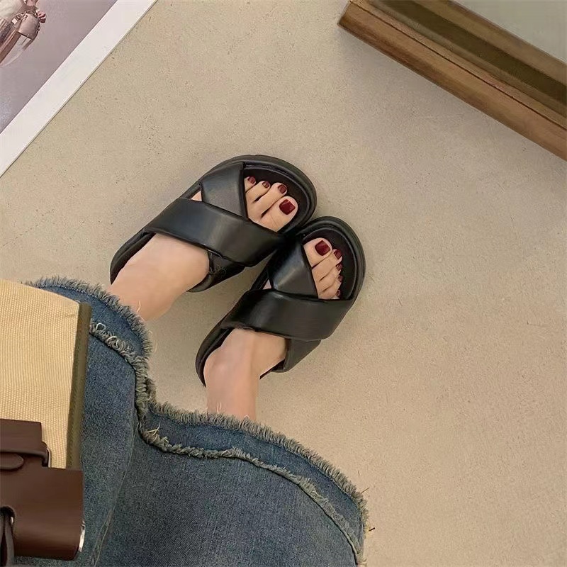 Dép xỏ ngón đế dày dép nữ bánh mì đáy dày dép thời trang nữ