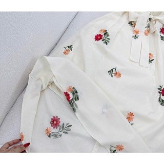 Đầm hoa thêu 🌸