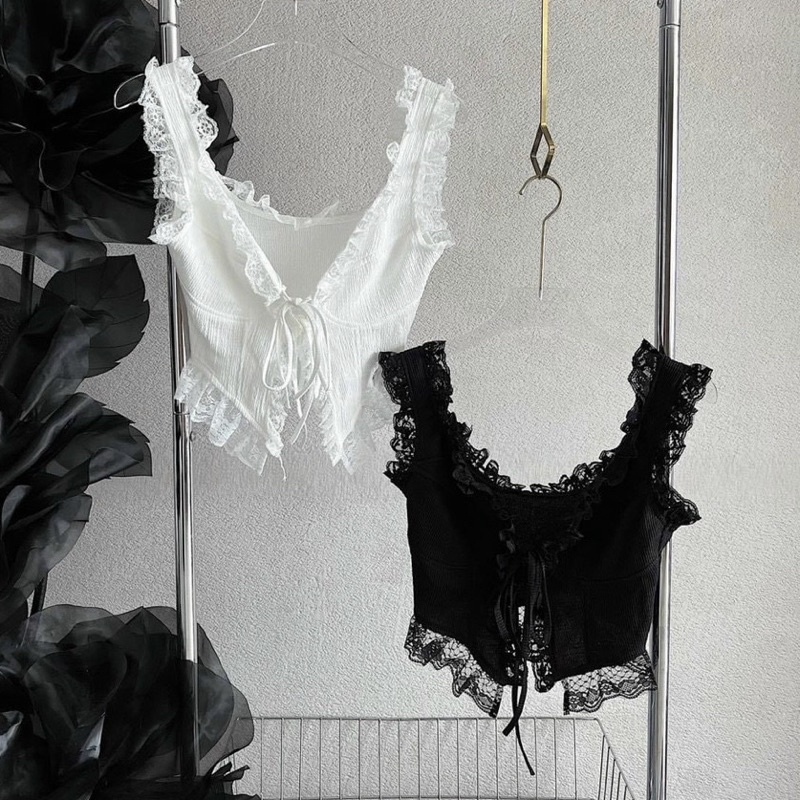 Áo croptop cổ V cánh bướmm viền ren sexy quyến rũ