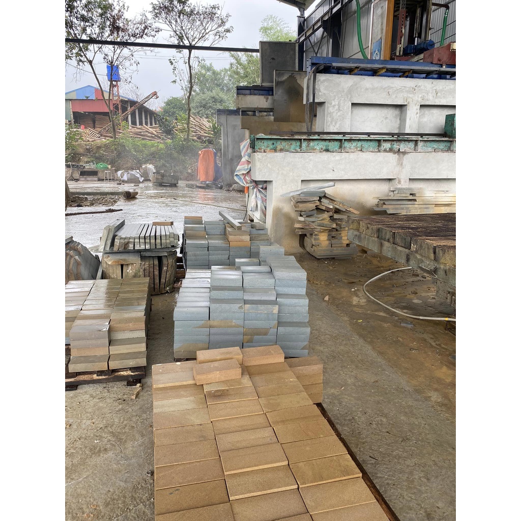 ĐÁ MÀI DAO 50k 50k 50k/ 1 VIÊN MUA COMBO 2 VIÊN ĐÁ MÀI DAO KÉO 21 x 9 x 5.5 ) cm ĐÁ TỰ NHIÊN 100%  1 MÀI PHÁ 1 MÀI MỊN