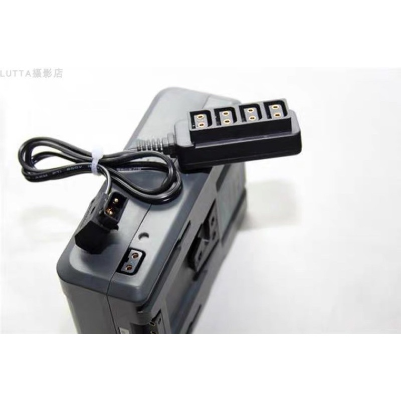 Dây cáp Chia 4 cổng nguồn IWO Dtap Male sang Dtap Female cho pin Máy ảnh