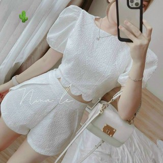Sét áo gấm hở lưng thắt nơ + quần short gợn sóng pc