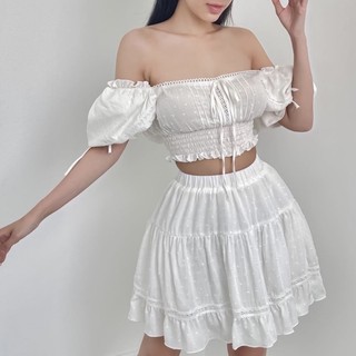 Set áo và chân váy xoè chất xô bông