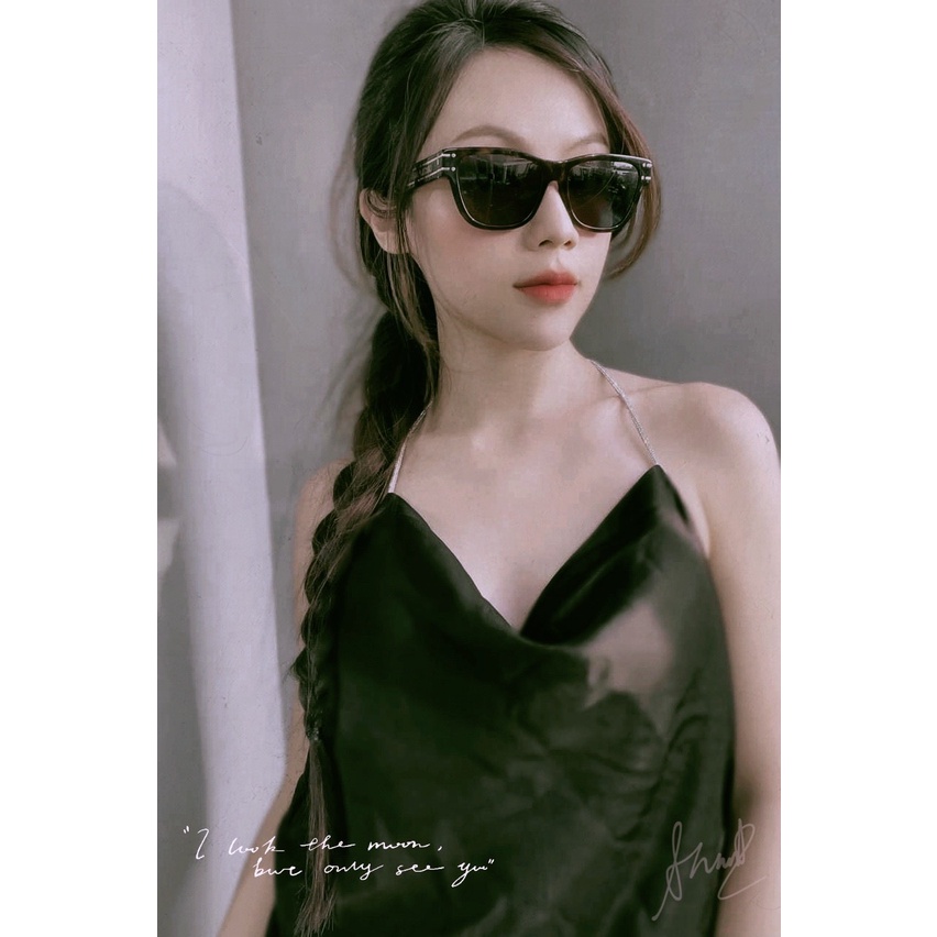 Kính mát chính hãng Dior Diorsignature S6U - New collection 2022 Ton black-Kích thước 54/17/140, lens dark grey