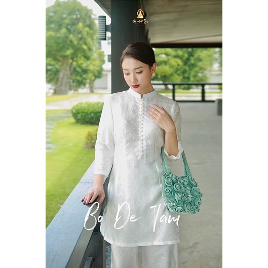 Bộ lót hầu đồng, bộ đồ lễ đi viếng cô Sáu màu trắng, dáng dài, đính ngọc chất liệu tơ tằm