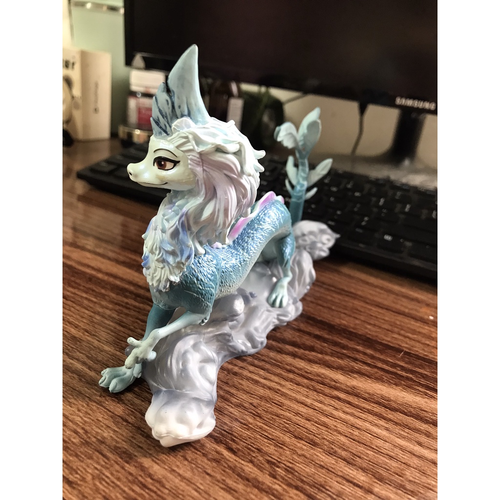 Mô hình Disney Sisu Dragon Raya và con rồng cuối cùng