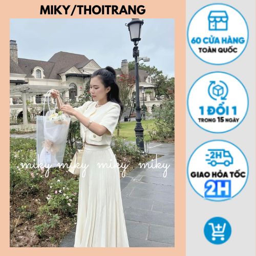 Set Bộ Nữ Áo Croptop Kèm Chân Váy Midi, Áo Croptop Kiểu Cổ Vuông Tay Dài Chân Váy Xếp ly Siêu Sang
