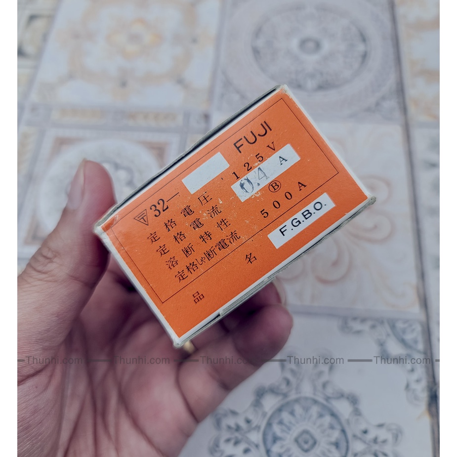 Cầu chì 125v nội địa Nhật, cầu trì 125v 0.3A, 0.4A, 0.5A, 0.7A, 1.5A, 15A