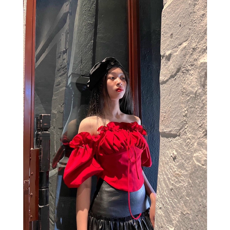 ÁO TRỄ VAI BÈO ĐỎ RƯỢU KHÔNG NGĂN KHÓA LƯNG QUYẾN RŨ, ÁO KIỂU NỮ  RUBY UTRRB