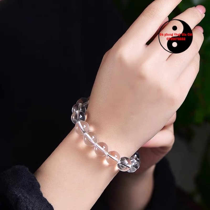 Vòng tay đá Thach Anh trắng sạch 5a trongkiểm định