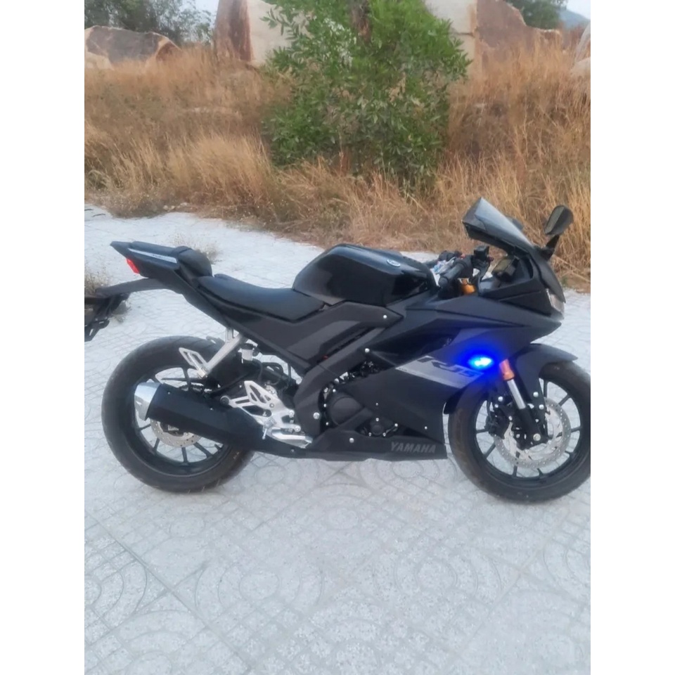 Đèn led xi nhan mủi tên loại nhỏ phù hợp với nhiều loại xe máy như WINNER X, EXCITER,VARIO..