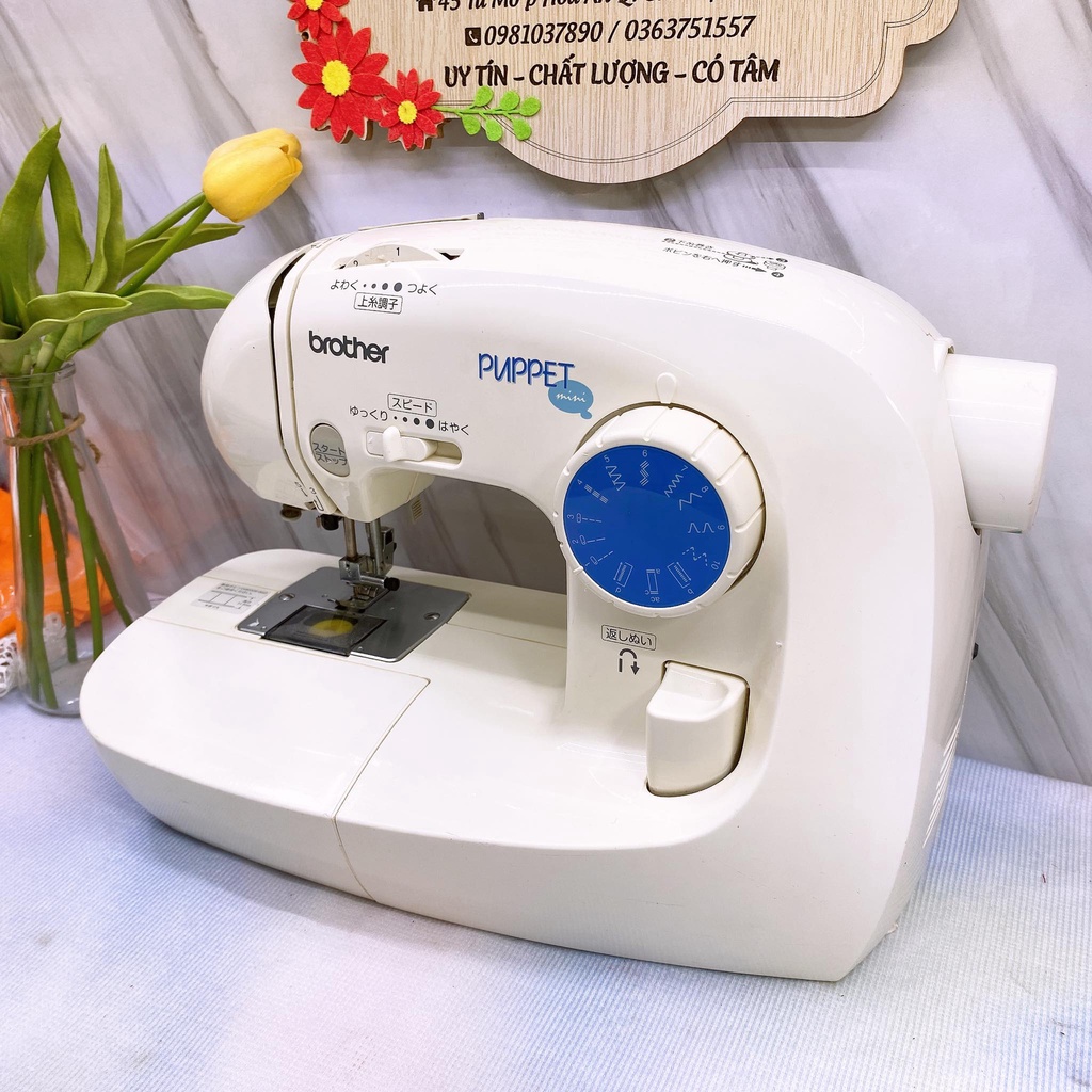 Máy May Brother Đời Mới Dáng Cong Pupet - Chức Năng Cơ Bản - Không Kén Vải - BH 1 Năm