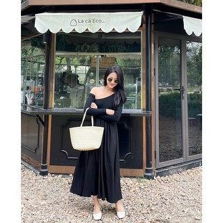 Váy lệch vai tiểu thư màu đen