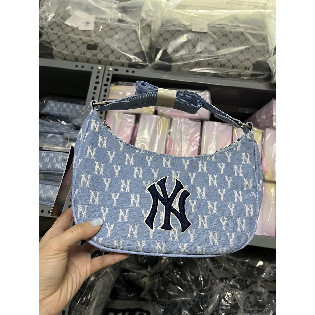 Túi Kẹp Nách Đeo Vai Vải MLB Monogram Jacquard Hobo Bag
