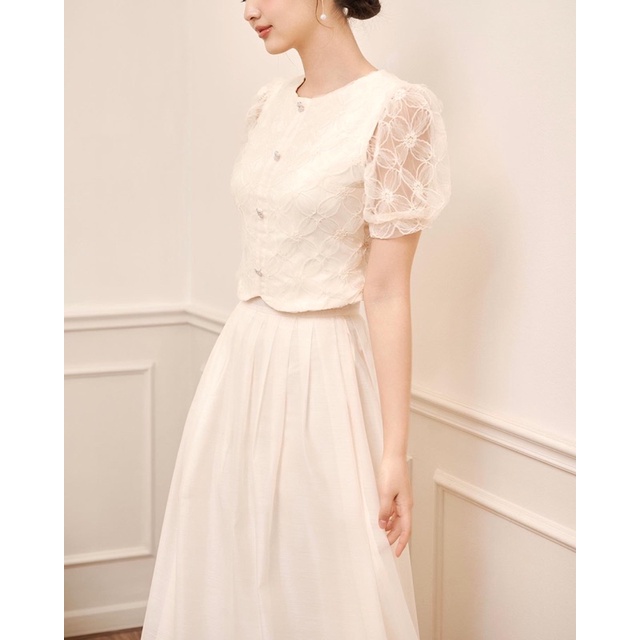 Vivien Top/skirt - áo ren tơ hoa croptop/chân váy ren tơ hoa nổi SEDUISANT.REV
