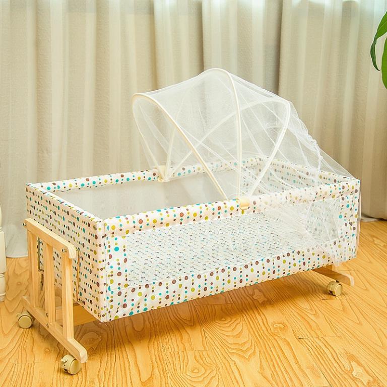 Nôi gỗ đu đưa cho bé , nôi gỗ thông đặt cạnh giường ba mẹ