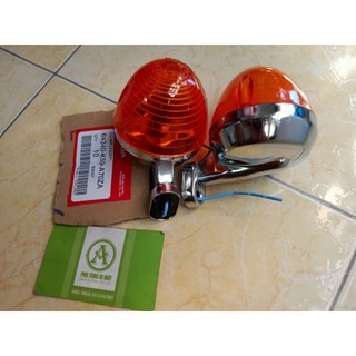 1 cặp Đèn Xi Nhan Xe 67 loại 1