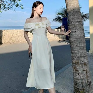 Đầm trắng trễ vai form dài đi tiệc sang chảnh