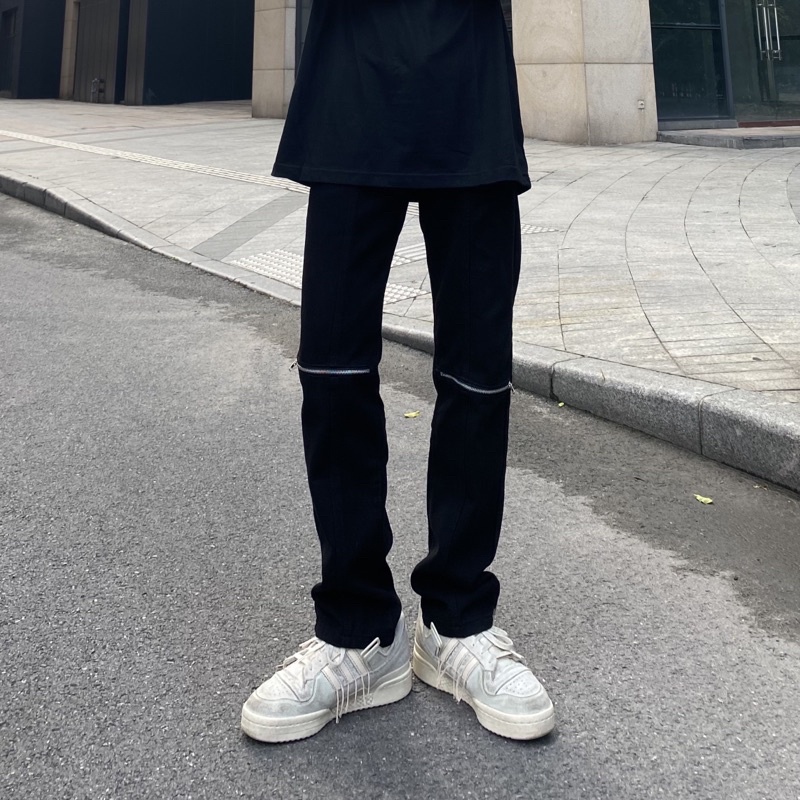 Quần jean khoá zip gối phong cách streetwear Quixotic