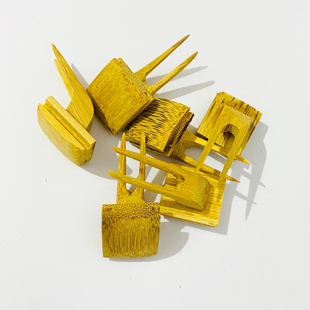 Xiên chuối tre già cao cấp cho chim chào mào, chim khuyên, xiên hoa quả cho chim cao cấp