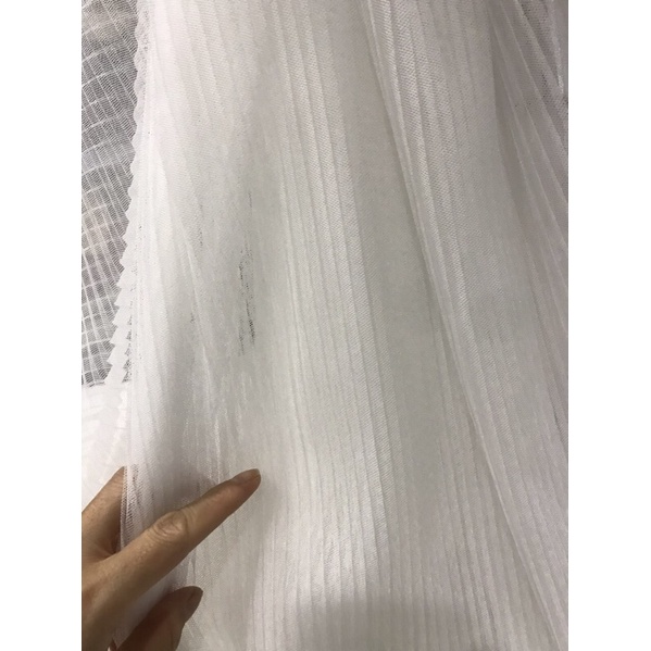 vải voan lưới dập ly tăm màu trắng tinh mềm mịn đẹp xinh_1m đo căng(khổ1m6)may đầm dạ hội,chân váy,áo kiểu thời trang...