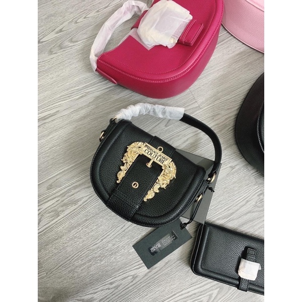 TÚI VERSACE NỬA VẦNG TRĂNG ĐEN HÀNG CHÍNH HÃNG