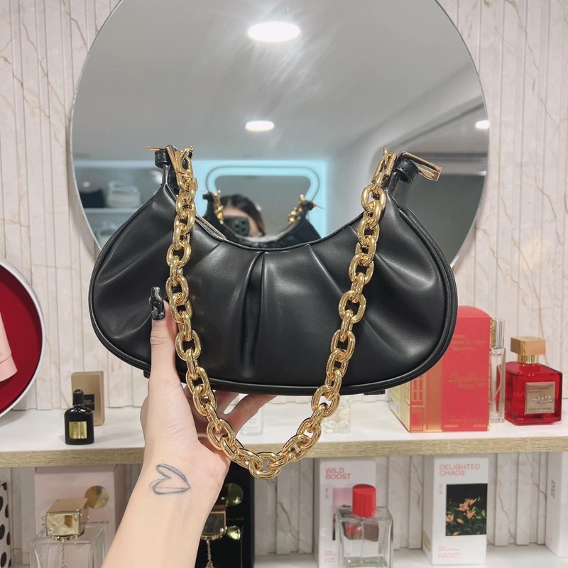 Túi đeo vai xếp nếp đôi -