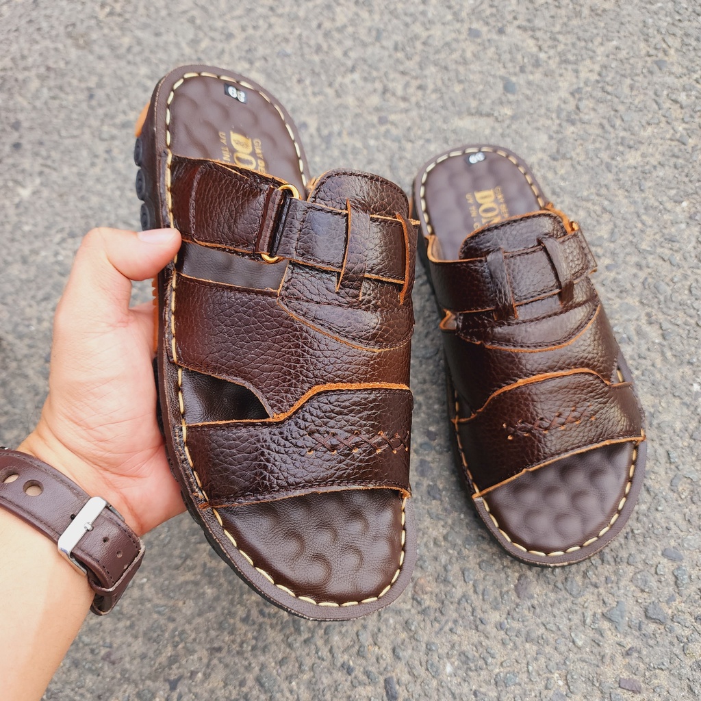 Dép quai ngang nam da bò 100% DONAVYMSK kiểu quai khóa cách điệu có miếng lót mssage đi êm chân D.MSK