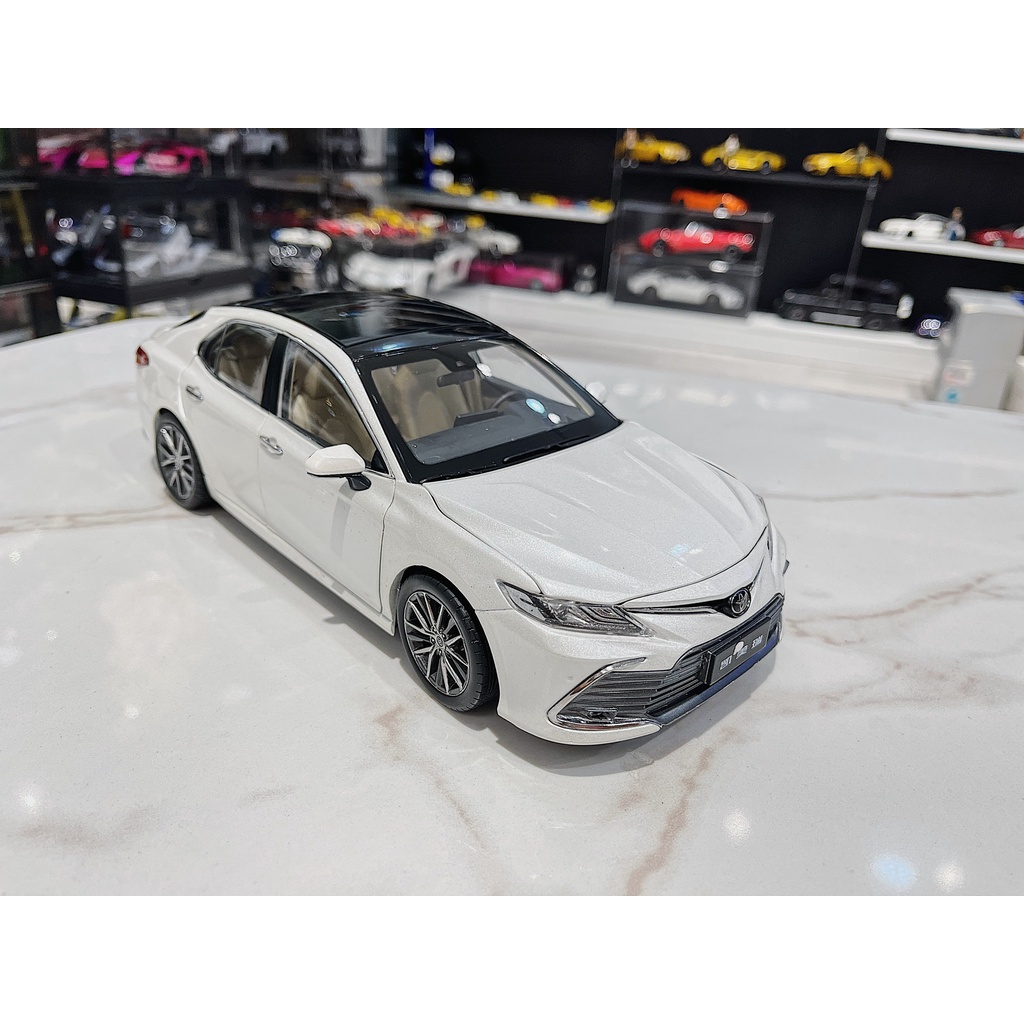XE MÔ HÌNH TOYOTA CAMRY,TỶ LỆ 1/18 PAUDI