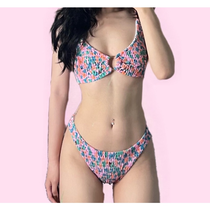 BIKINI HOA NHÍ HỒNG PHẤN