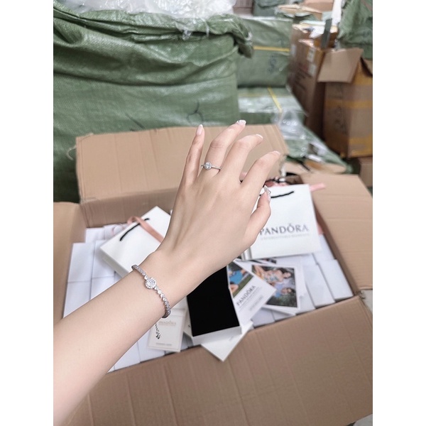 Vòng tay pandora đá hình tròn sáng cực đẹp