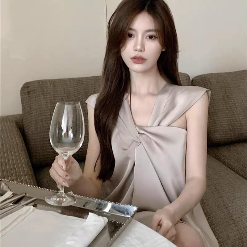 Áo Đai Xoắn Ngực Be Eclipse Clothing