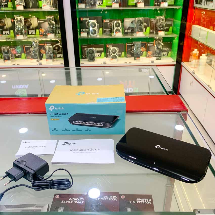 Switch TP-Link TL-SG1008D  Cắm vào và sử dụng, không đòi hỏi phải cấu hình