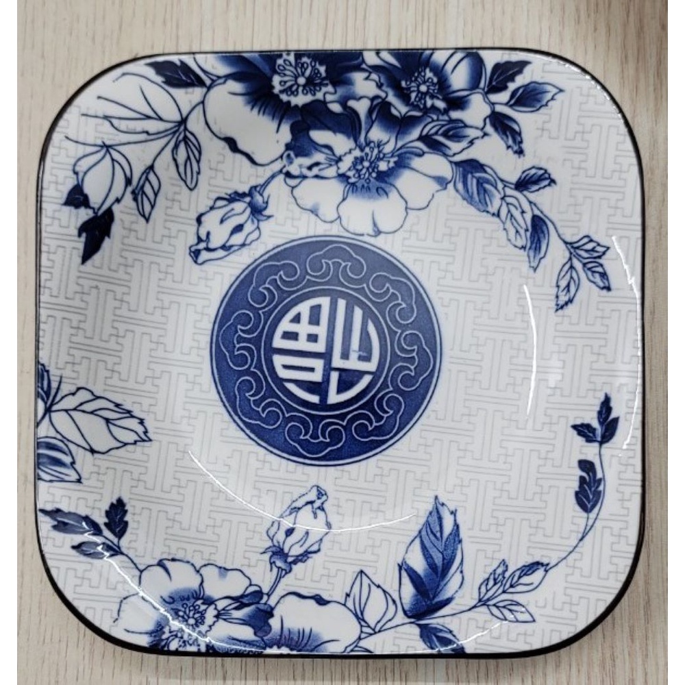 DĨA VUÔNG GỐM SỨ HOA VĂN CHỮ PHÚC 18CM