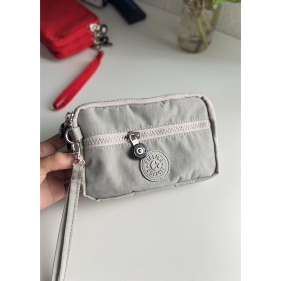 Ví cầm tay 4 ngăn