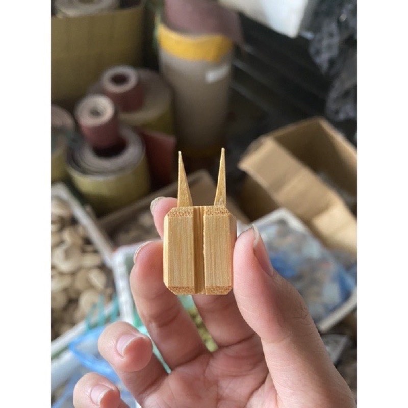 Xiên chuối tre già cao cấp cho chim chào mào, chim khuyên, xiên hoa quả cho chim cao cấp