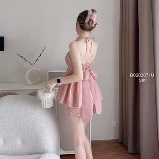 Set bộ đùi tơ áo cổ yếm lưng phối nơ sang trọng