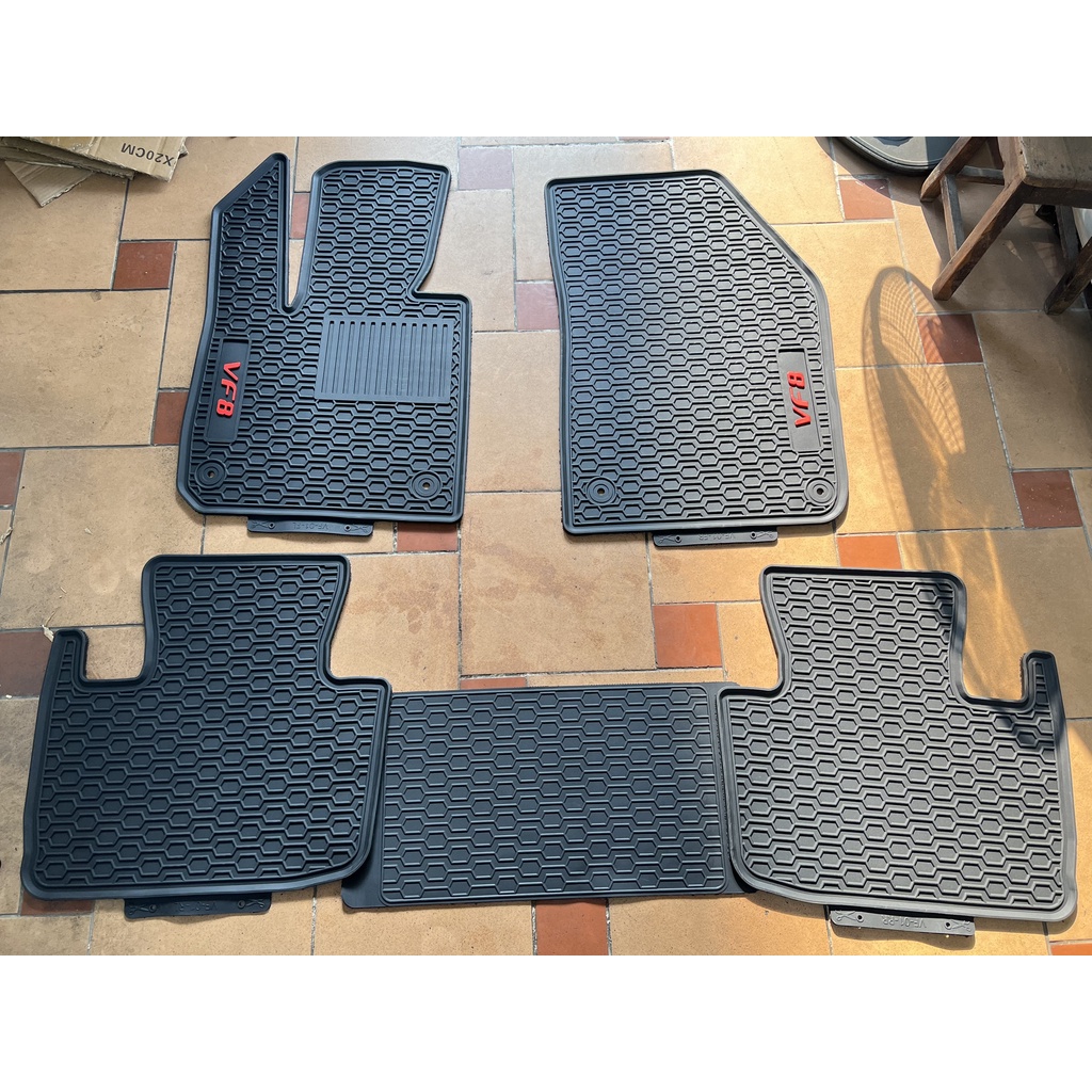 Thảm trải sàn cao su theo xe dành cho Vinfast VF8