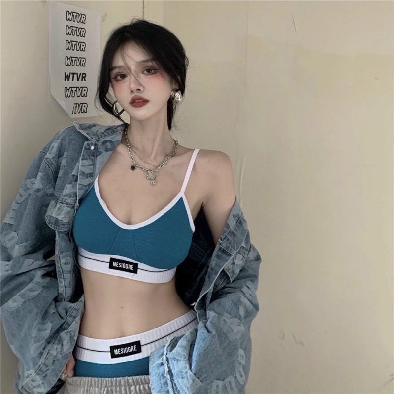 Bikini viền trắng thêu chữ