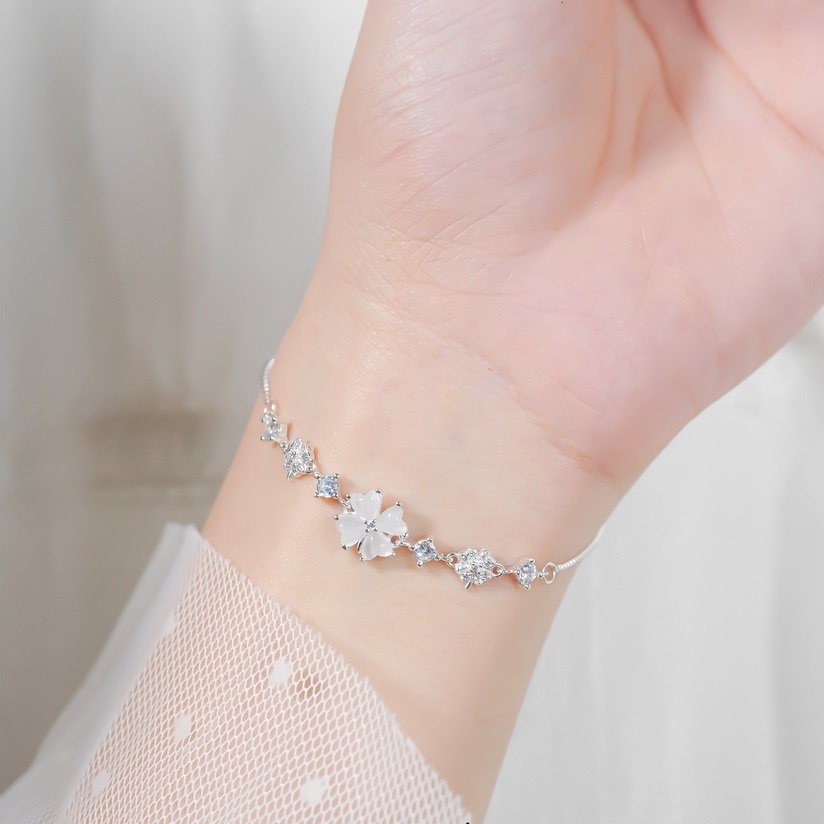 Lắc tay nữ cỏ bốn lá ngọc Bạc Ý cao cấp đính đá khóa dây rút Tiệm Bạc Hạnh Phúc - Mã TSJLT22
