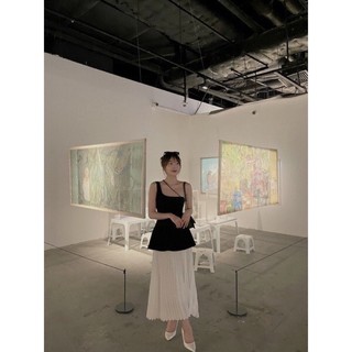 Áo lệch vai dáng xoè