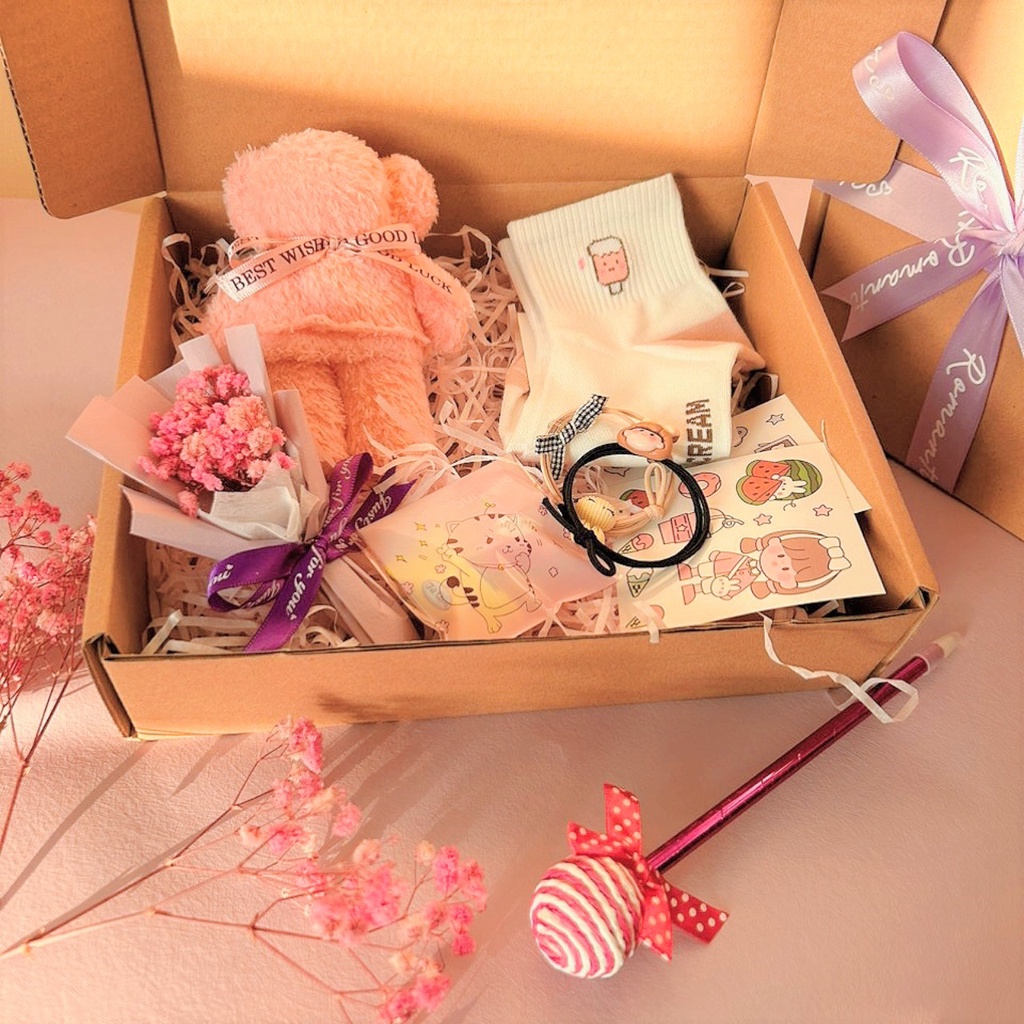 Hộp quà tặng 14/3, combo quà 14/3 cho người đặc biệt, quà tặng bạn gái, sinh nhật, valentine, tốt nghiệp