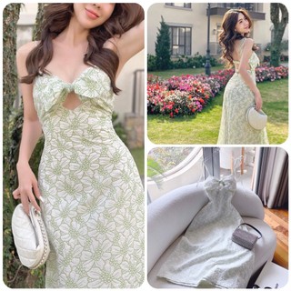 Đầm midi body 2s hoa gấm nổi xanh khoét nơ ngực