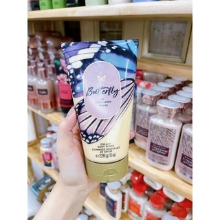 •𝐓𝐚̂̉𝐲 𝐭𝐞̂́ 𝐛𝐚̀𝐨 𝐜𝐡𝐞̂́𝐭• Bath & Body Works - Body Scrub