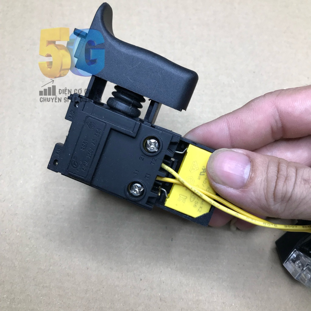 Công Tắc Máy Khoan Bê Tông Ba Chức Năng Makita 2470 Có Đèn Led LOẠI TỐT