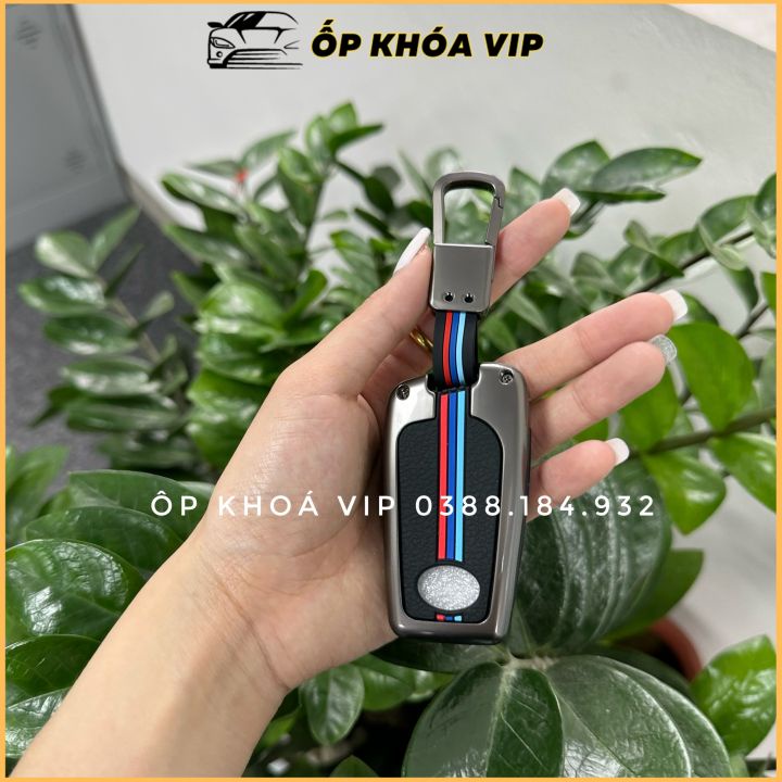 Ốp khóa kim loại bằng hợp kim cao cấp xe ô tô Toyota Fortuner, Innova, Altis, Hilux Mẫu Chìa Cơ