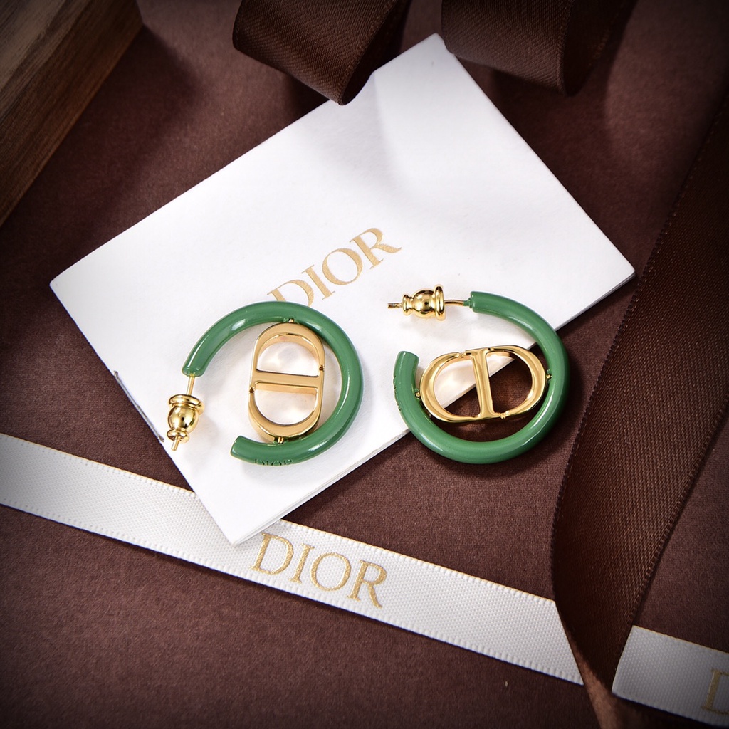 Bông tai tròn nữ Dior CD thiết kế độc đáo, cá tính